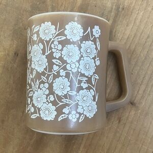 Federal milk glass Floral Brown Mug